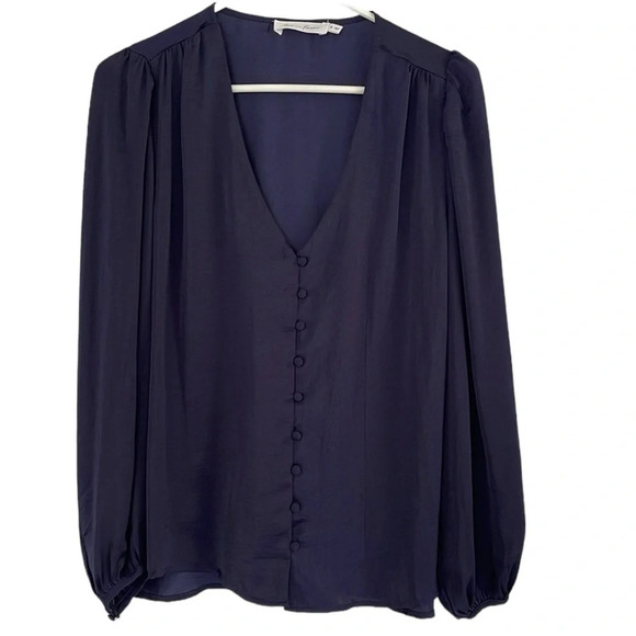 All In Favor V-Neck Button Down Long Sleeve Blouse Size S - Picture 1 of 9